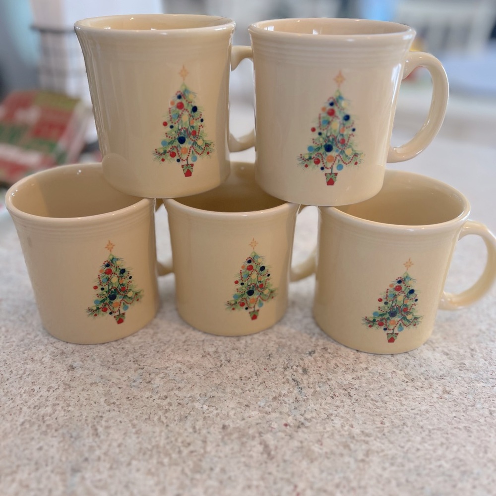 Fiestaware christmas tree mugs, Homer Laughlin 
Set of 5